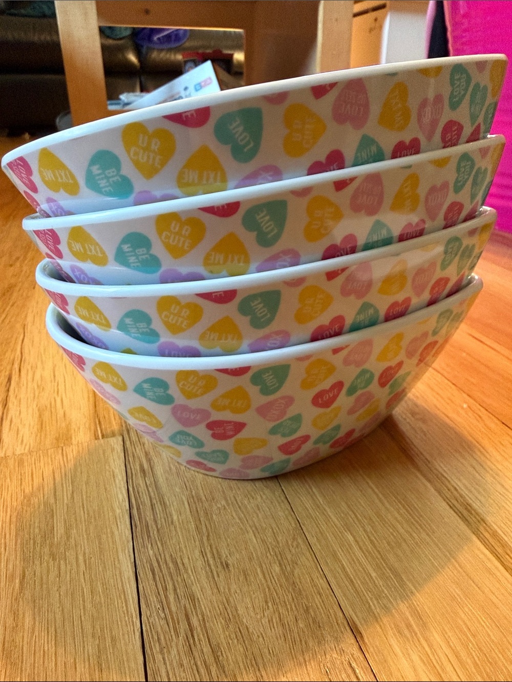 NWT Set of 4 Heart-Shaped White Bowls with Colorful Hearts
